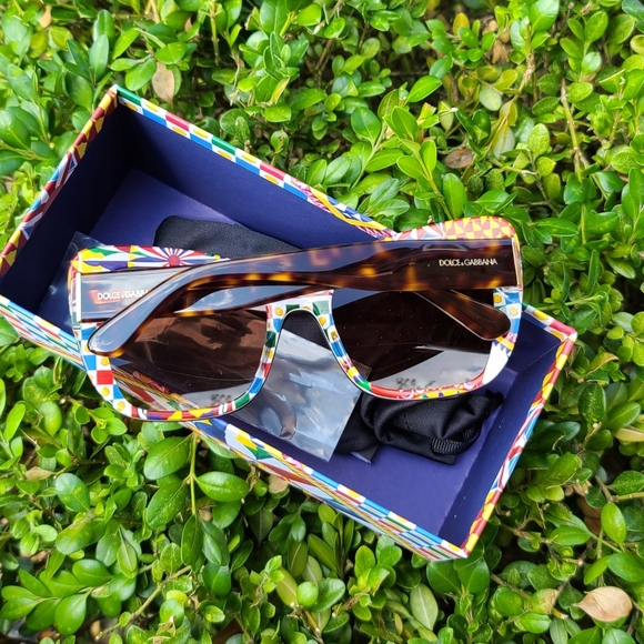 D&G sunglasses - Picture 2 of 4